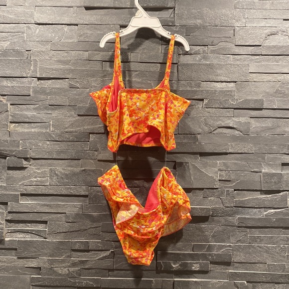 GapKids 2 Piece Bathing Suit - Picture 2 of 5